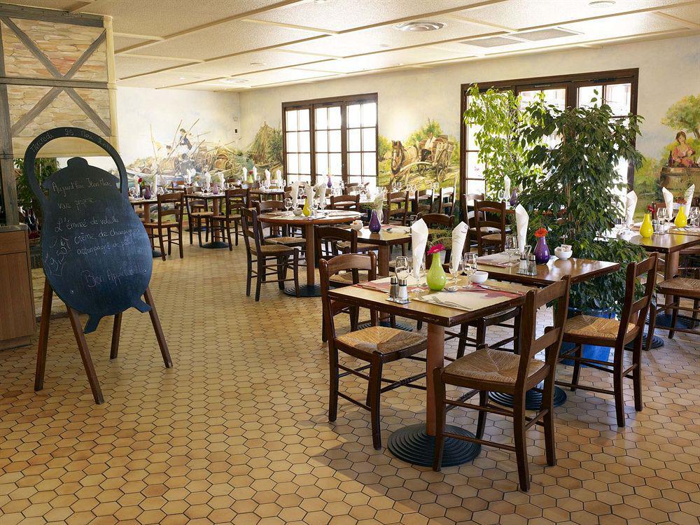 Kyriad Direct Roanne Hotel Exterior photo